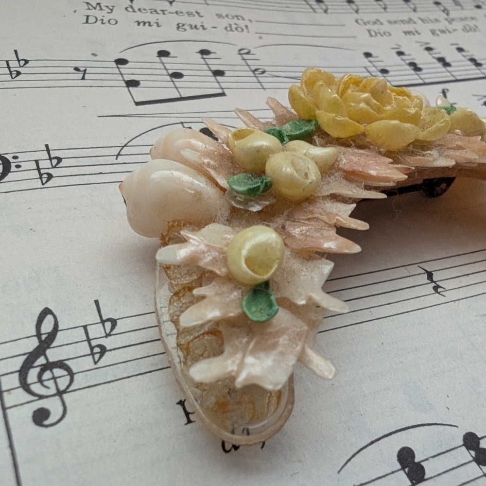 Floral Celluloid Shell Brooch - Picture 3 of 9